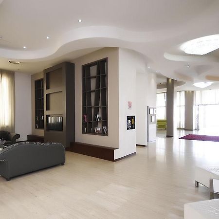 Rolling Hotel Касория Екстериор снимка